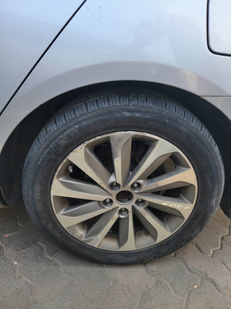 2014 HYUNDAI SONATA — 128928 Miles — Lot H892792 — Main - Marhaba Auctions Used Cars - Image 9