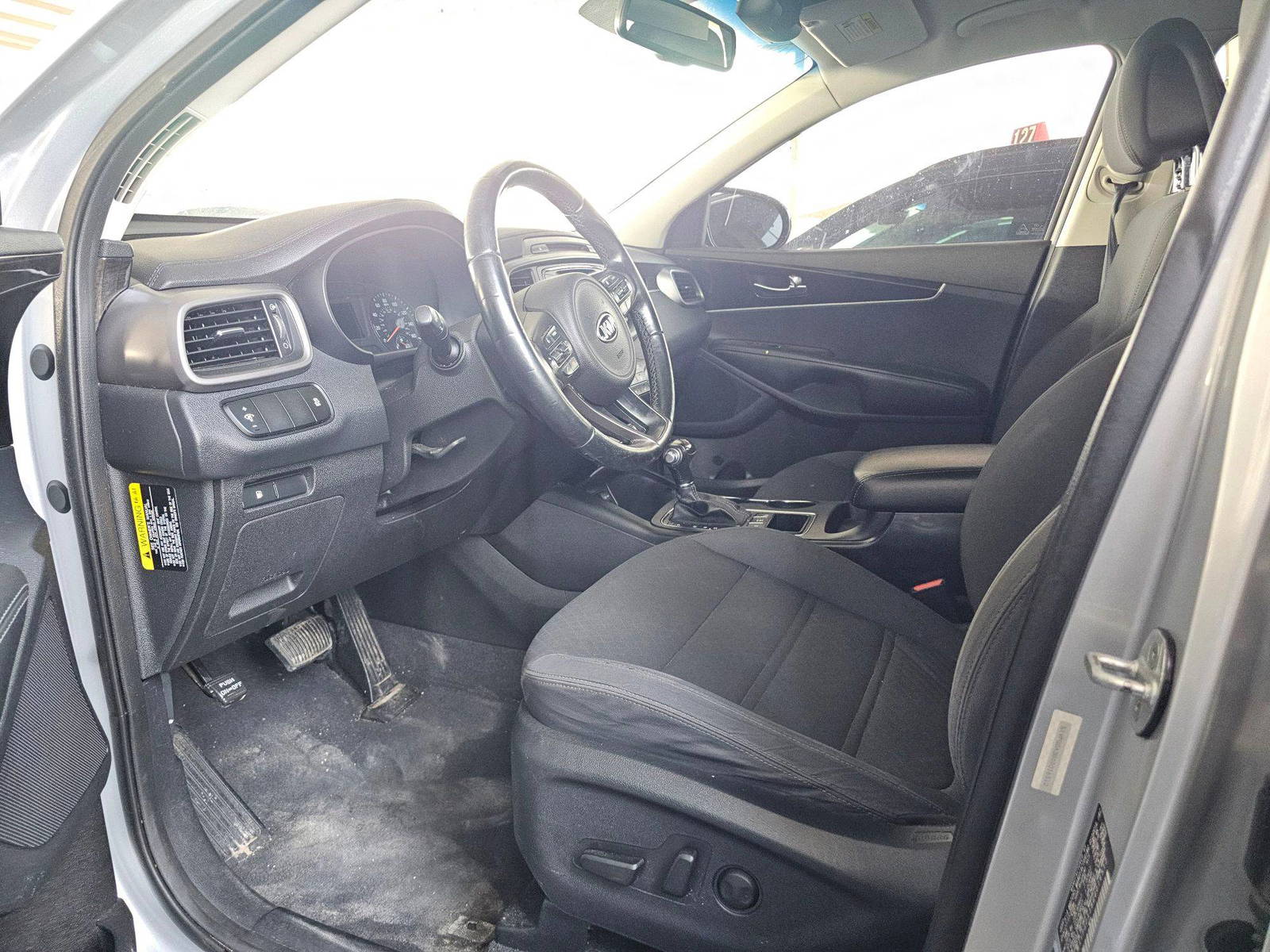 KIA SORENTO 2016 - Marhaba Auction Used Cars - Image 8