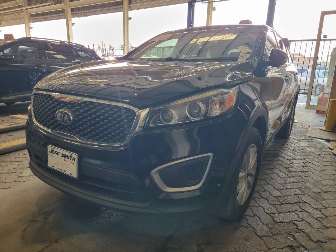 2018 KIA SORENTO — 130906 Miles — Lot 79177094 — Main - Marhaba Auctions Used Cars - Image 4