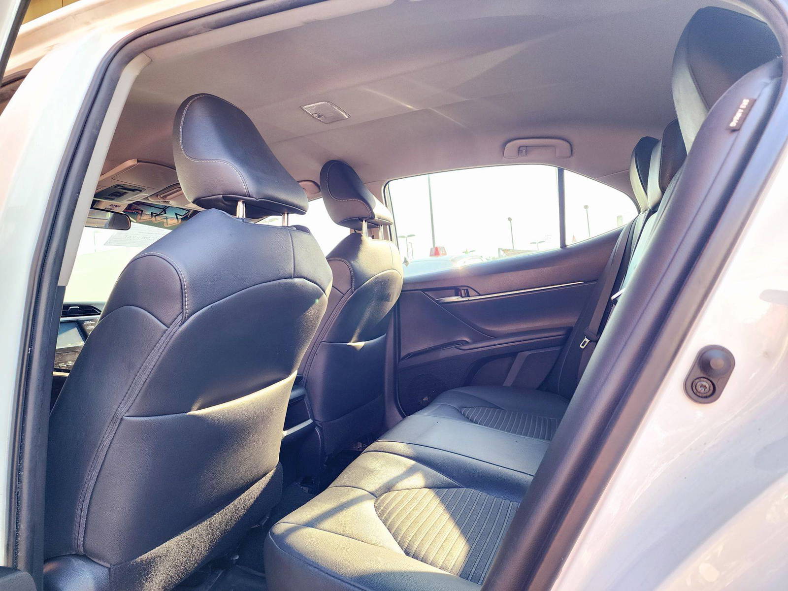 2019 TOYOTA CAMRY — 98146 Miles — Lot 8KU216056 — Souq - Marhaba Auctions Used Cars - Image 6
