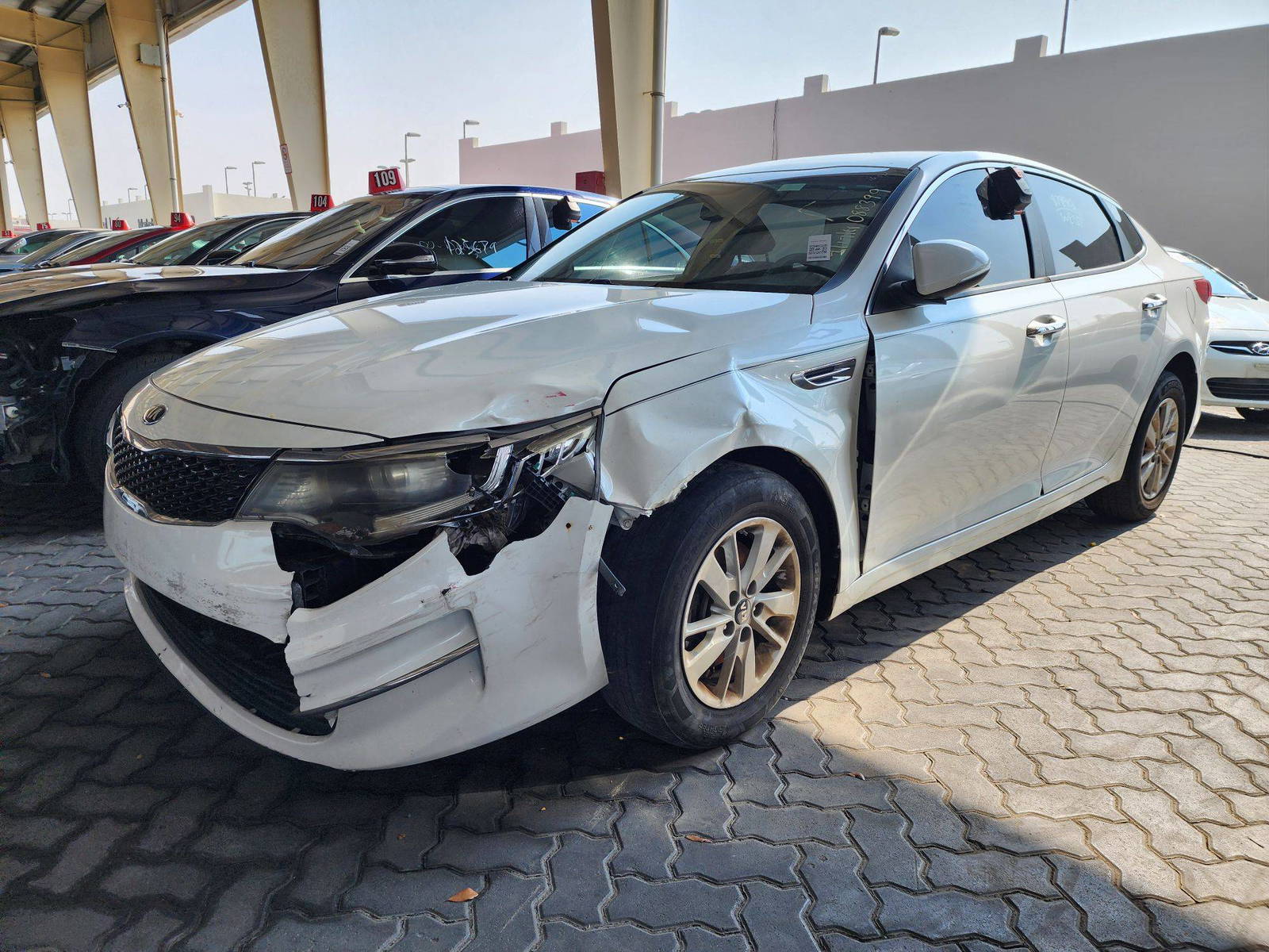 2016 KIA OPTIMA — 130279 Miles — Lot 878912 — Souq - Marhaba Auctions Used Cars - Image 5