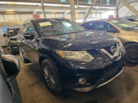 2015 NISSAN ROGUE at Marhaba Auctions