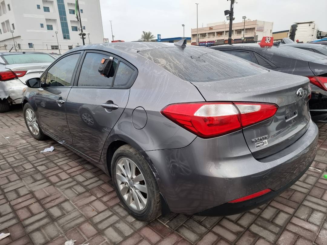 2016 KIA FORTE — 123777 KM — Lot 499572 — Ind. 12 - Marhaba Auctions Used Cars - Image 5