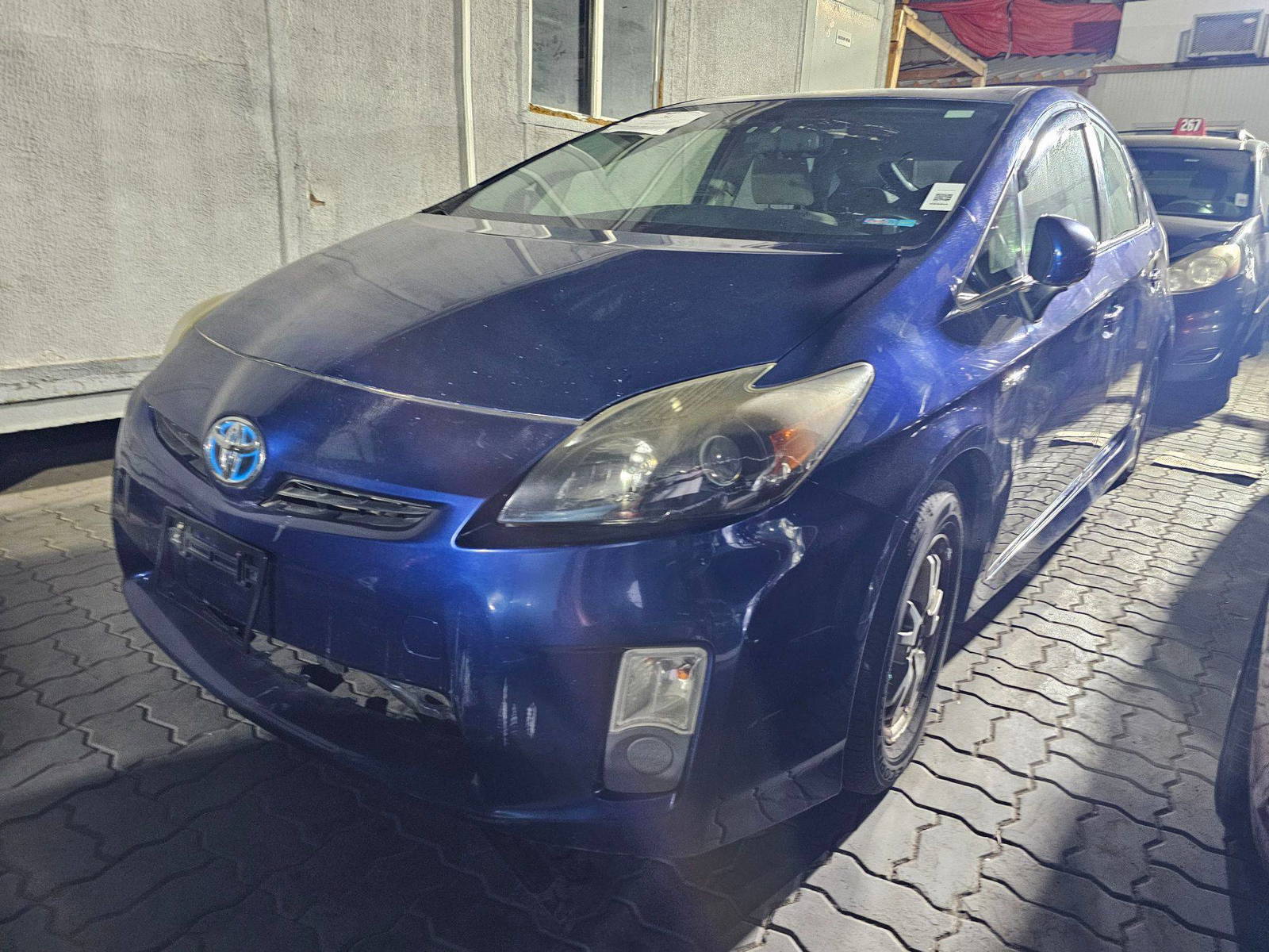 2010 TOYOTA PRIUS — Lot 2A0105570 — Main - Marhaba Auctions Used Cars - Image 5