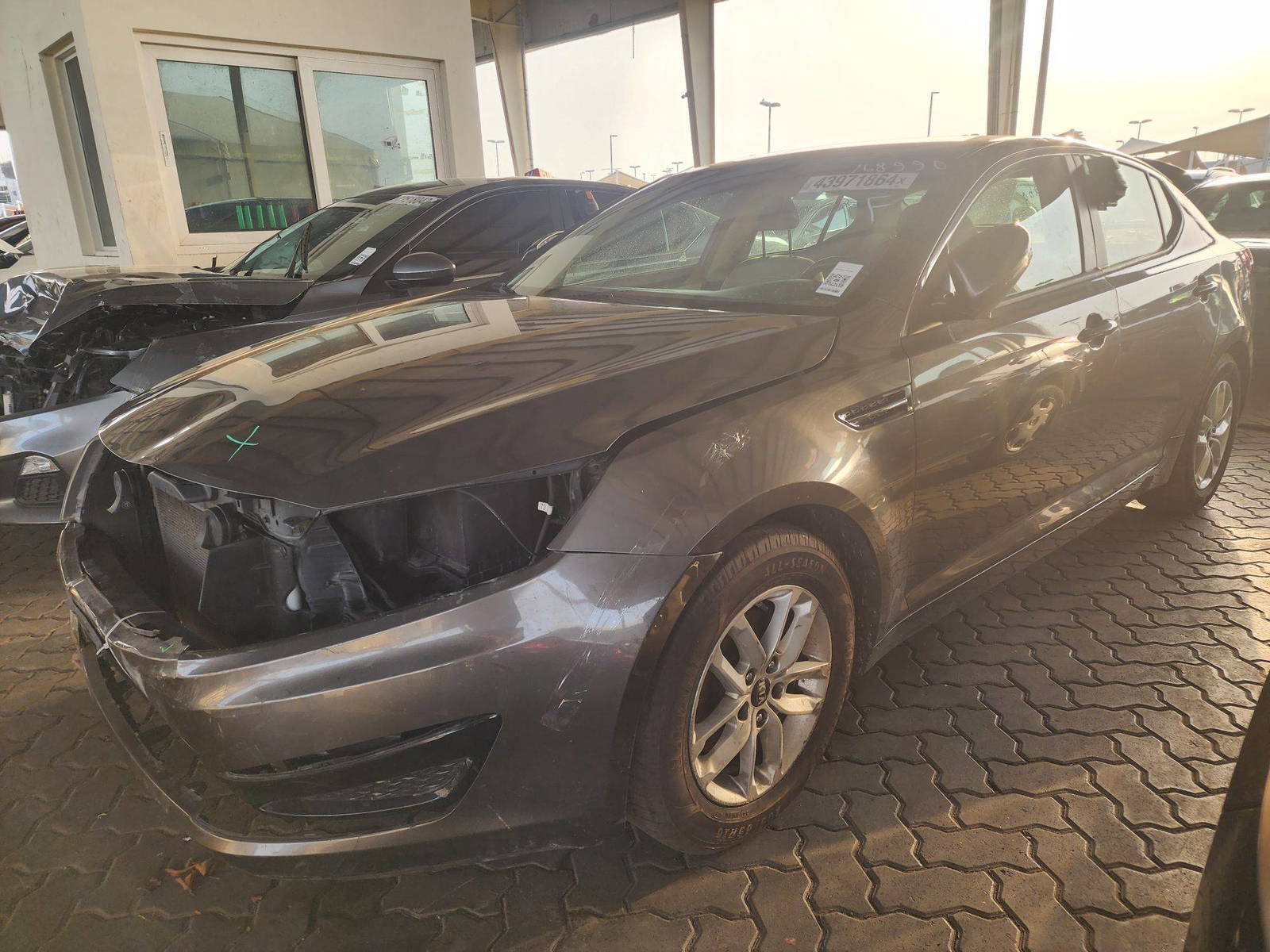 2011 KIA OPTIMA — 139750 Miles — Lot 43971864 — Souq - Marhaba Auctions Used Cars - Image 4