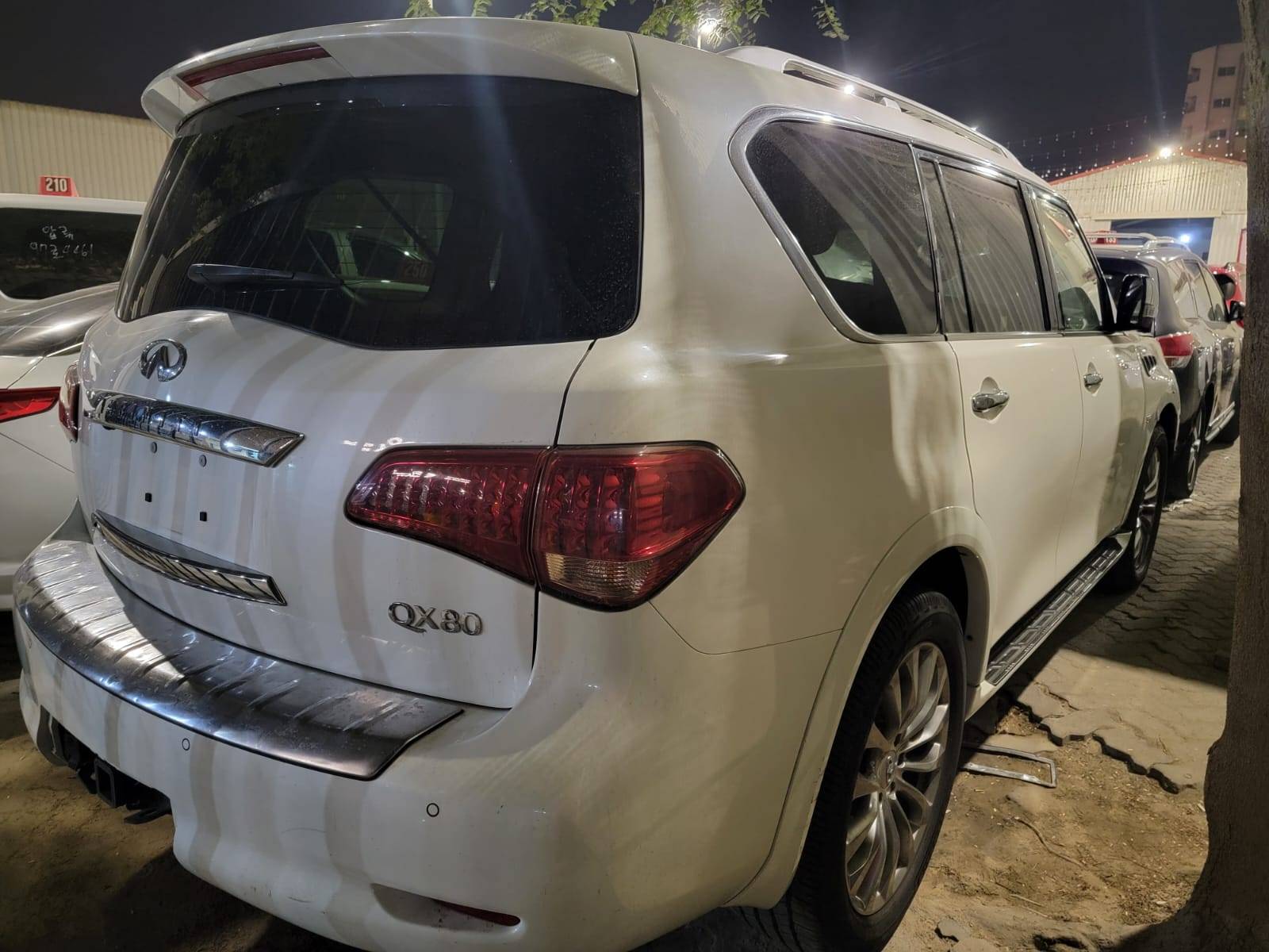 2016 INFINITI QX80 — 83819 Miles — Lot 67850175 — Main - Marhaba Auctions Used Cars - Image 6