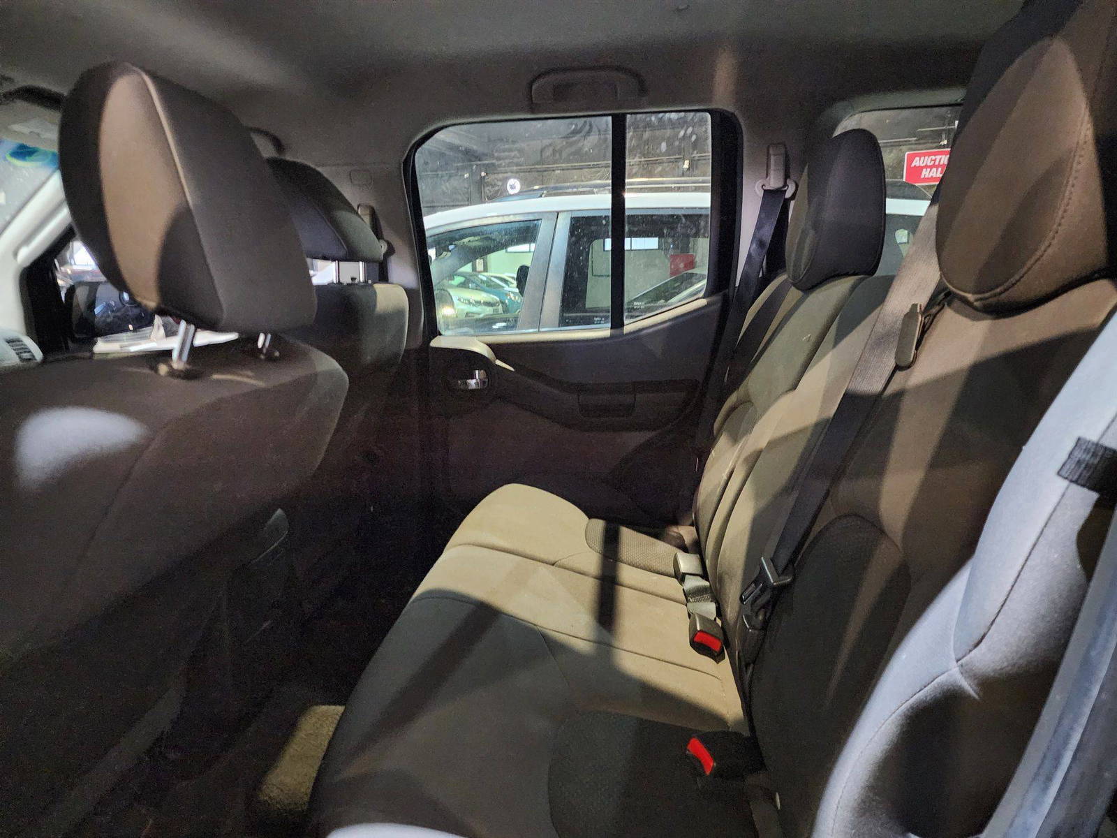 2012 NISSAN XTERRA — 227165 Miles — Lot 517996 — Al Quoz - Marhaba Auctions Used Cars - Image 6