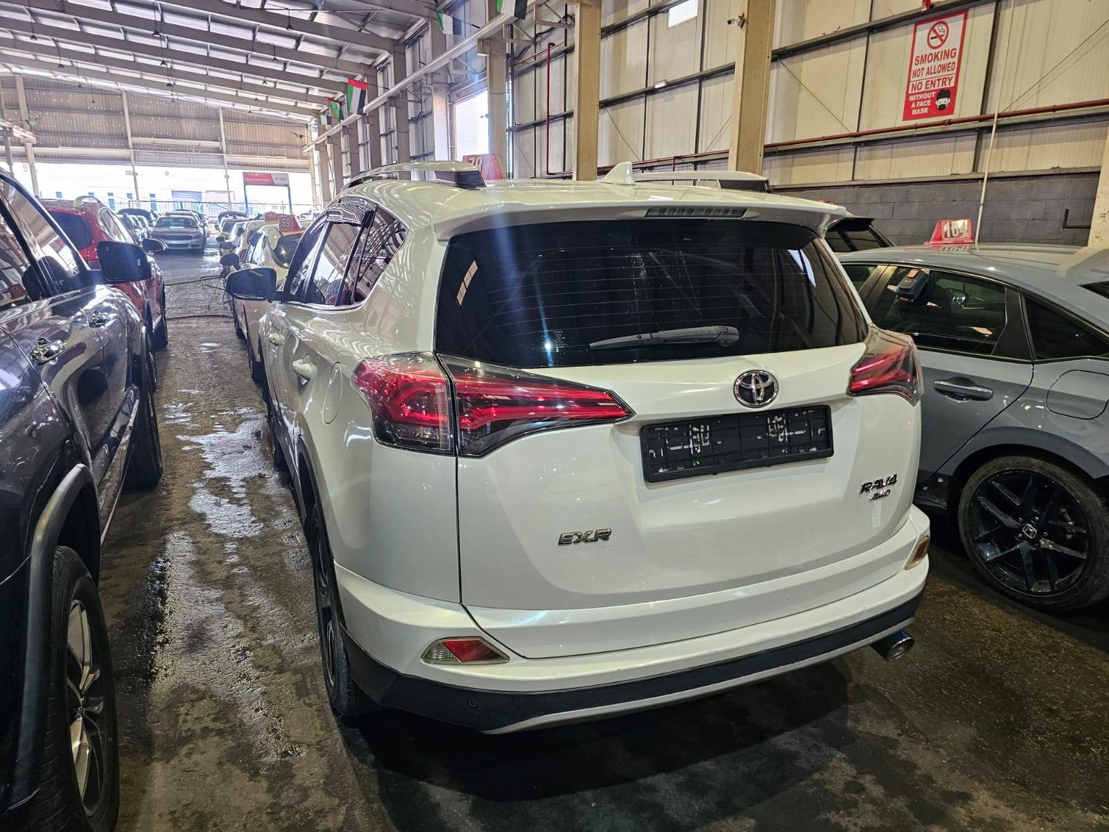2018 TOYOTA RAV4 — 396042 KM — Lot 6JJ262049 — Main - Marhaba Auctions Used Cars - Image 5