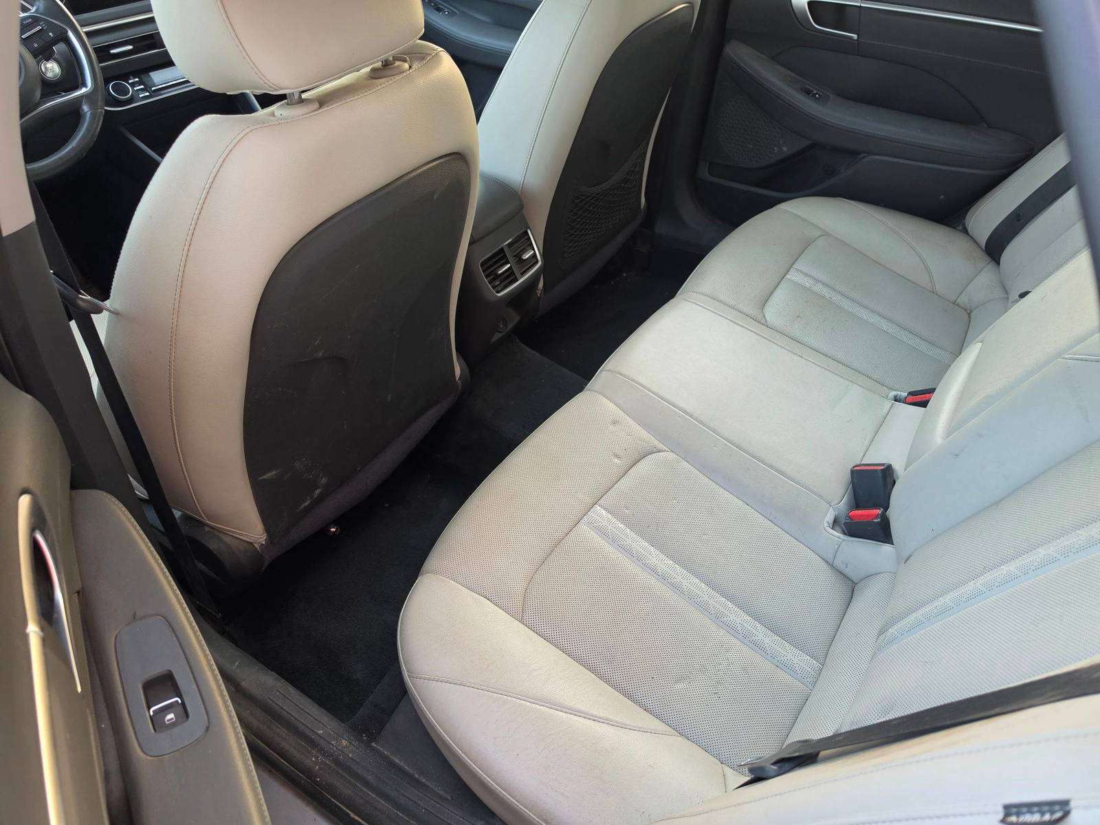 HYUNDAI SONATA 2020 - Marhaba Auction Used Cars - Image 11