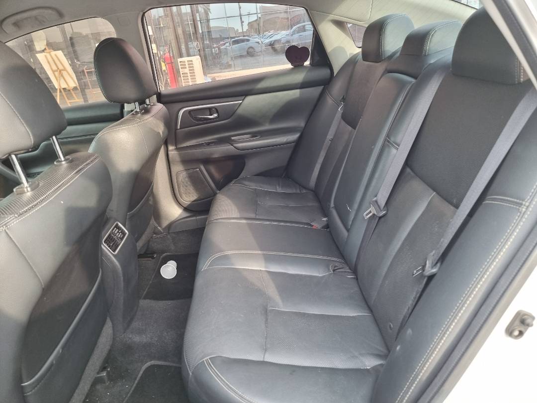 2018 NISSAN ALTIMA — 173219 Miles — Lot 215487 — Ind. 12 - Marhaba Auctions Used Cars - Image 6
