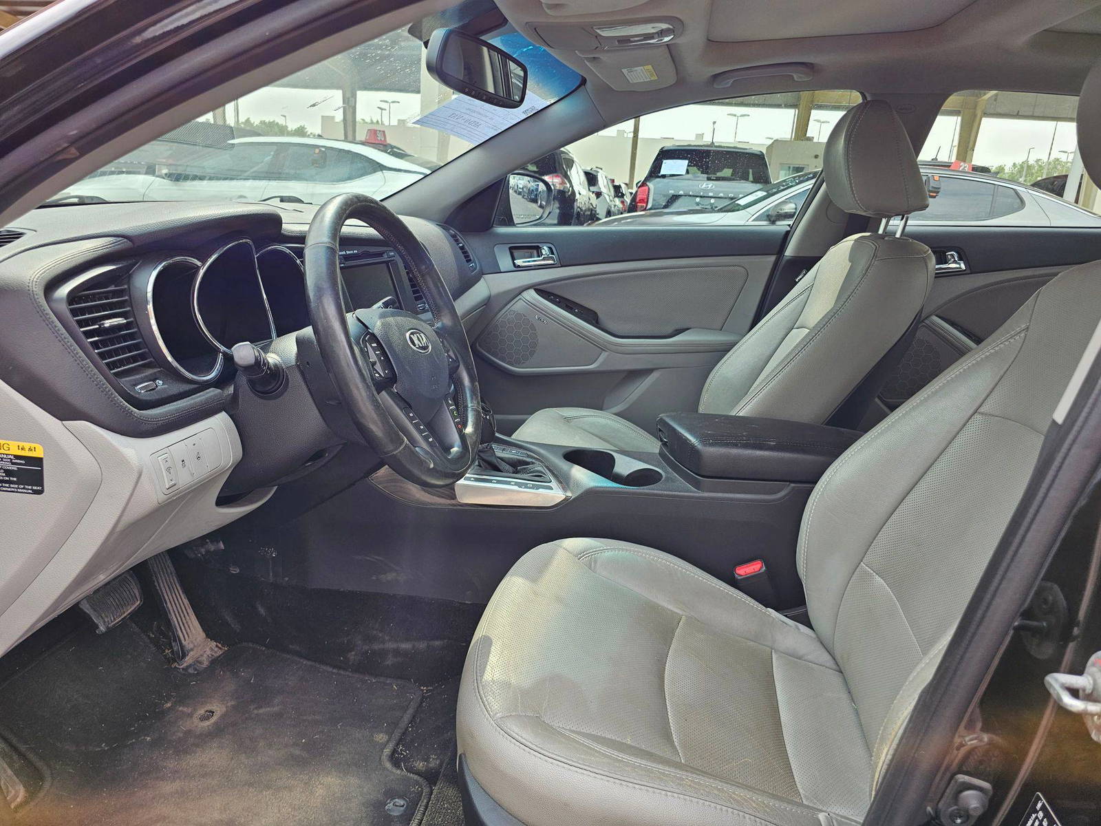 2013 KIA OPTIMA — 144830 Miles — Lot 70DG218883 — Souq - Marhaba Auctions Used Cars - Image 9
