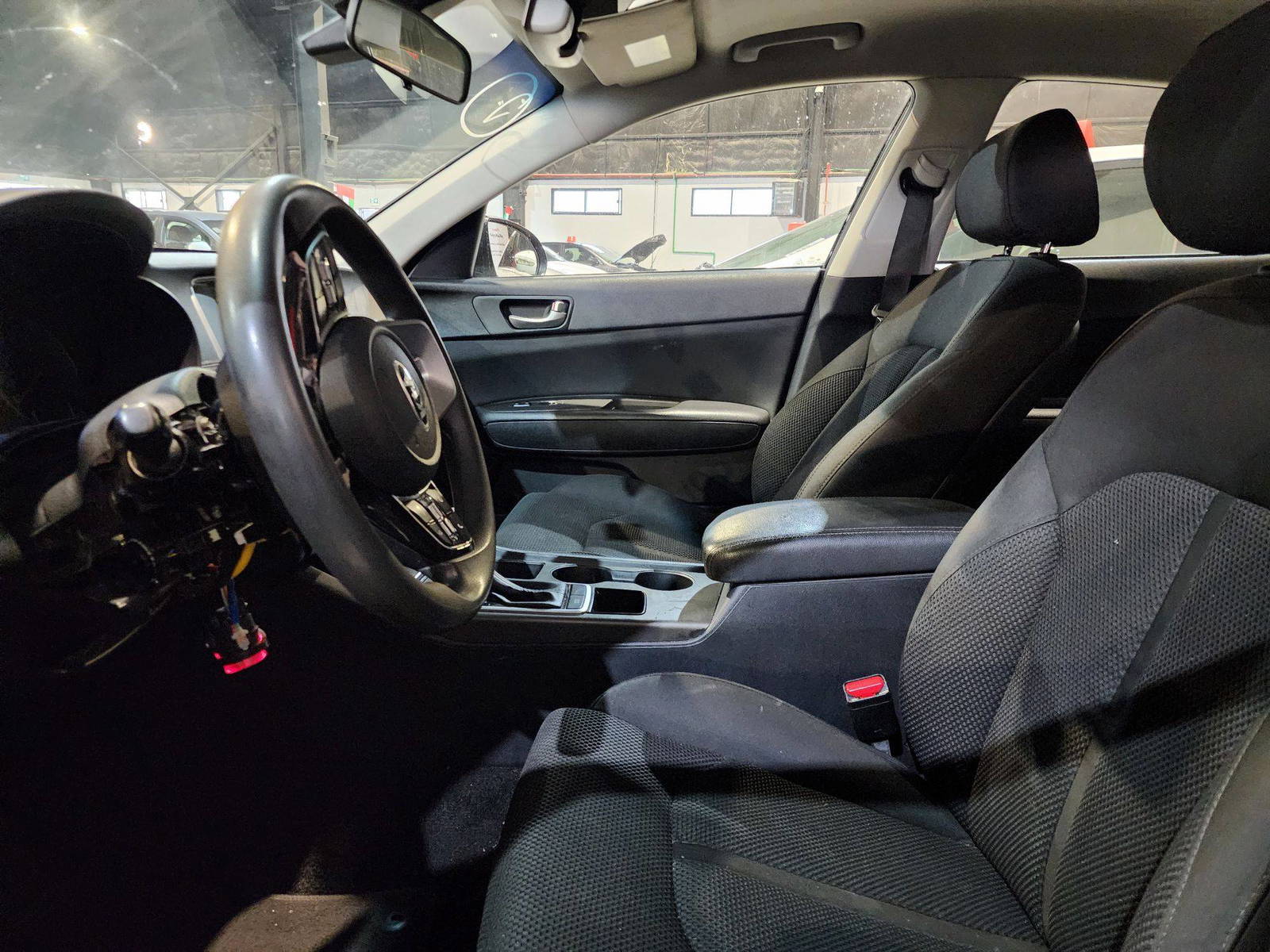 2020 KIA OPTIMA — 123165 Miles — Lot 59179874 — Al Quoz - Marhaba Auctions Used Cars - Image 9
