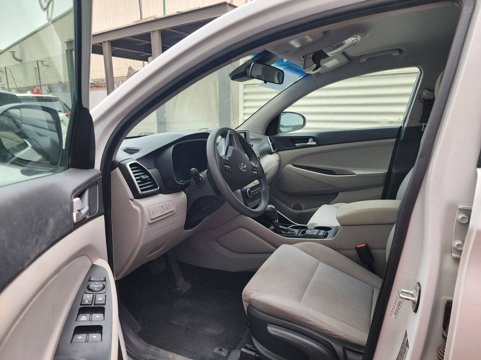 2019 HYUNDAI TUCSON — 71072 Miles — Lot 88881 — Al Quoz - Marhaba Auctions Used Cars - Image 8