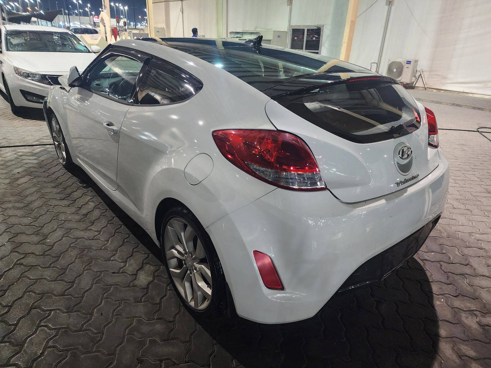 2013 HYUNDAI VELOSTER — 114789 Miles — Lot 4546411231 - Marhaba Auctions Used Cars - Image 3