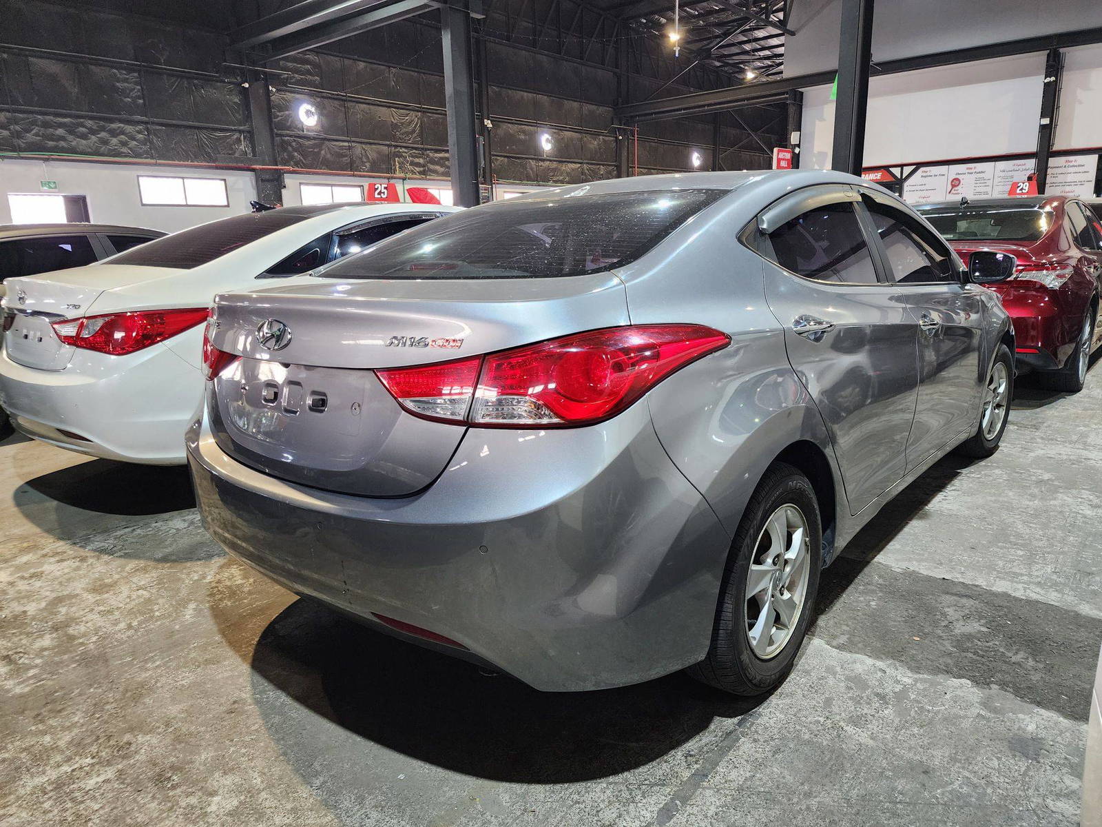 2012 HYUNDAI AVANTE — 153191 KM — Lot 311561 — Al Quoz - Marhaba Auctions Used Cars - Image 3