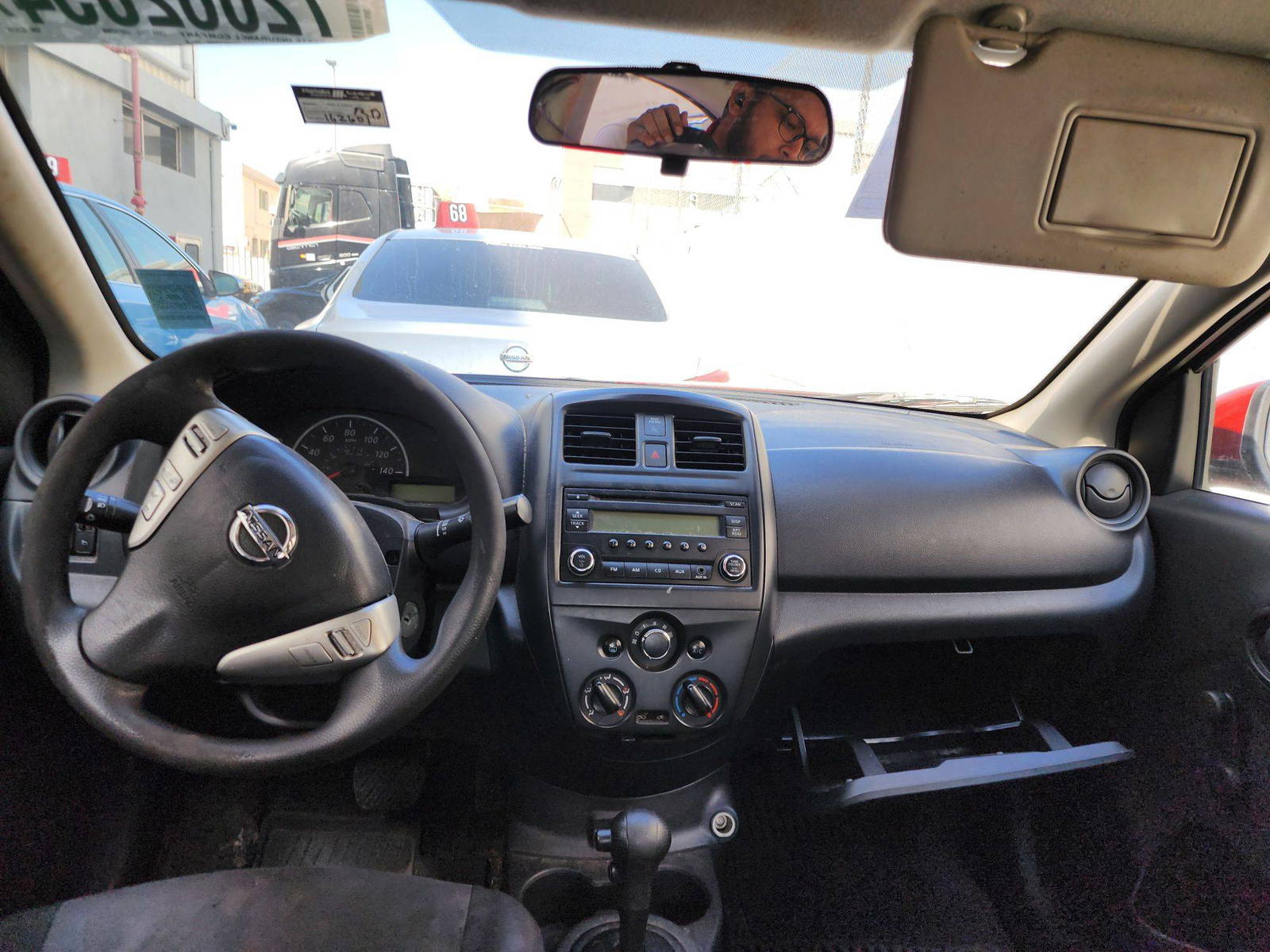 2018 NISSAN VERSA — 162601 Miles — Lot 72062054 — Al Quoz - Marhaba Auctions Used Cars - Image 8