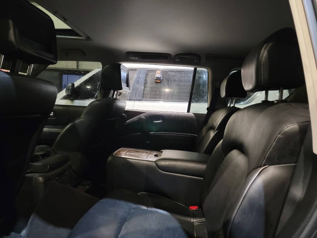 2015 INFINITI QX80 — 149026 Miles — Lot 59970644 — Main - Marhaba Auctions Used Cars - Image 7