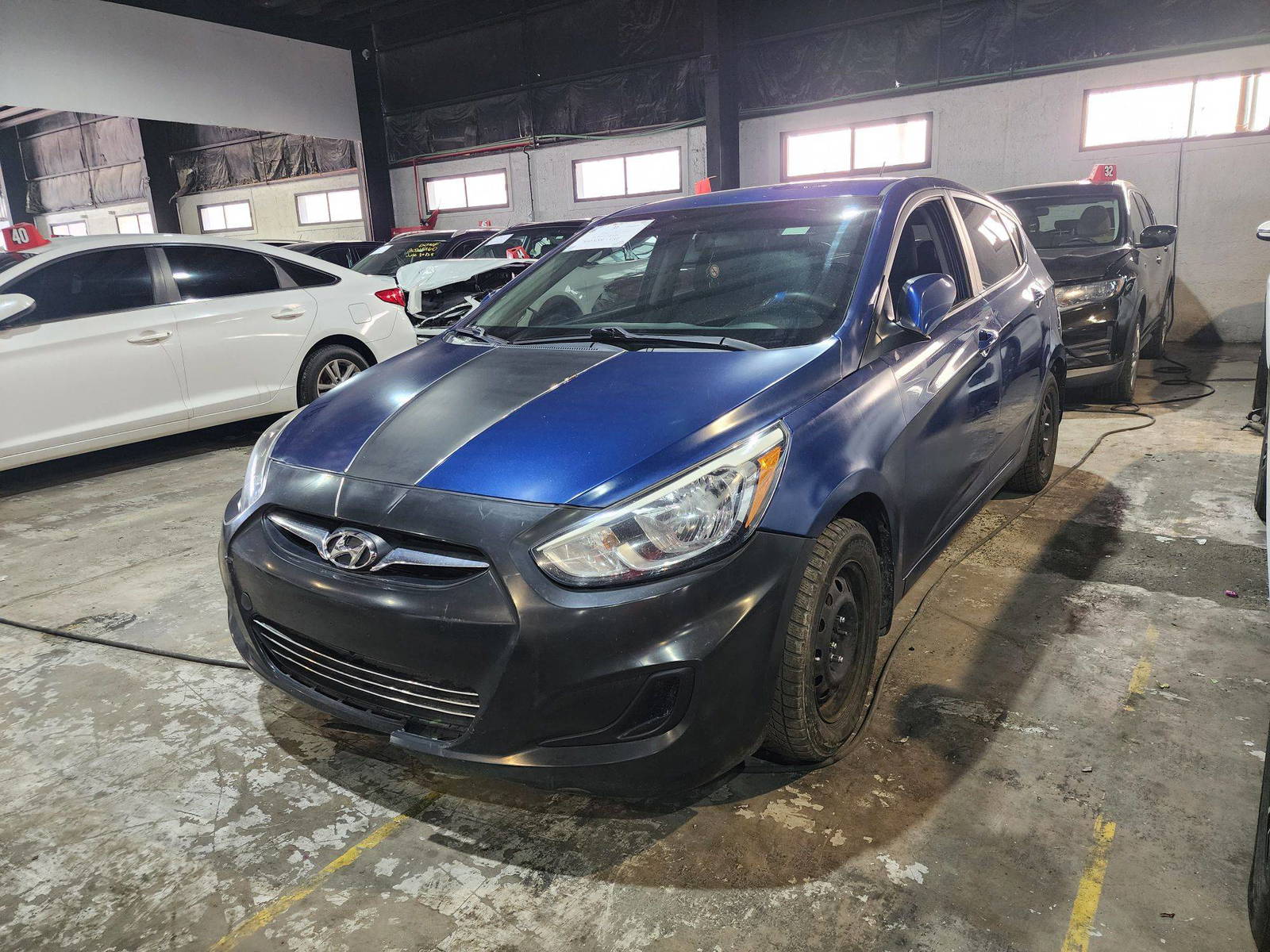 2015 HYUNDAI ACCENT — 138777 KM — Lot U202305 — Al Quoz - Marhaba Auctions Used Cars - Image 6
