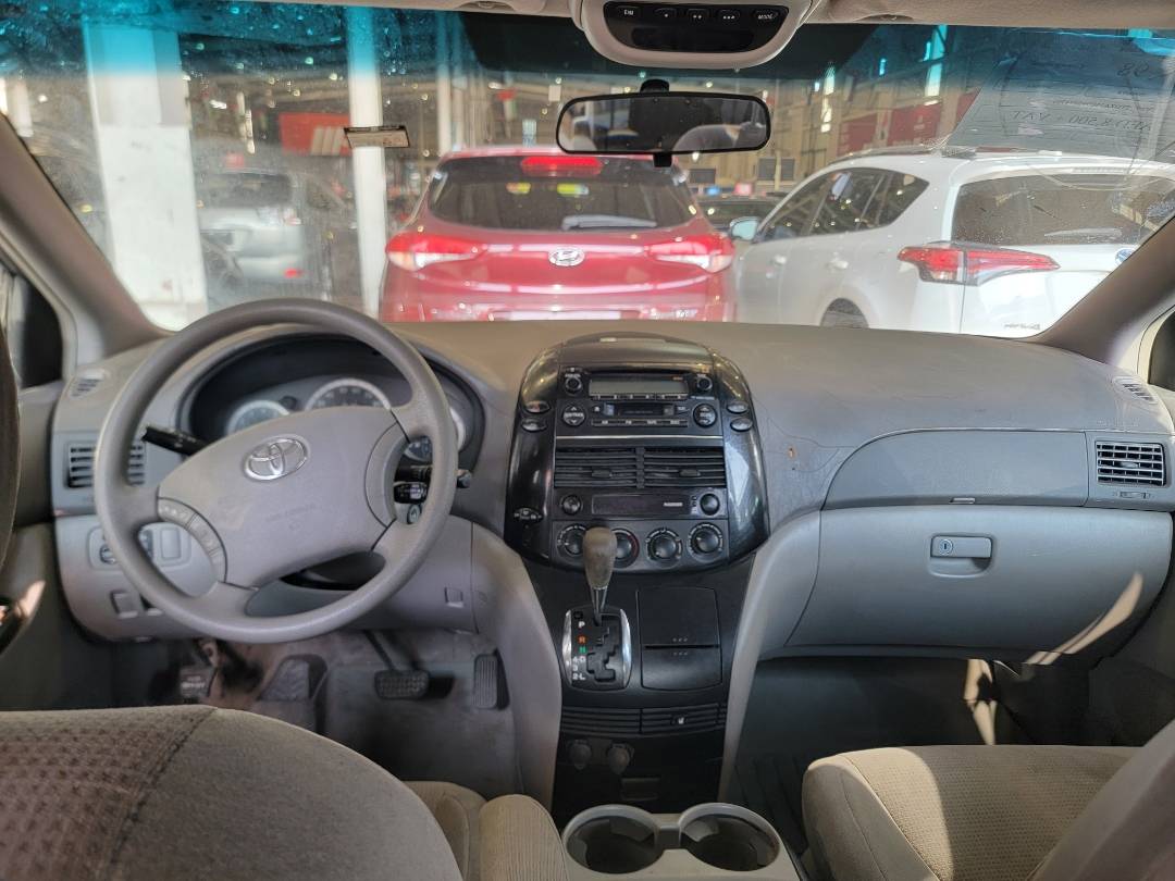2004 TOYOTA SIENNA — 293884 Miles — Lot C94S074705 — Main - Marhaba Auctions Used Cars - Image 8