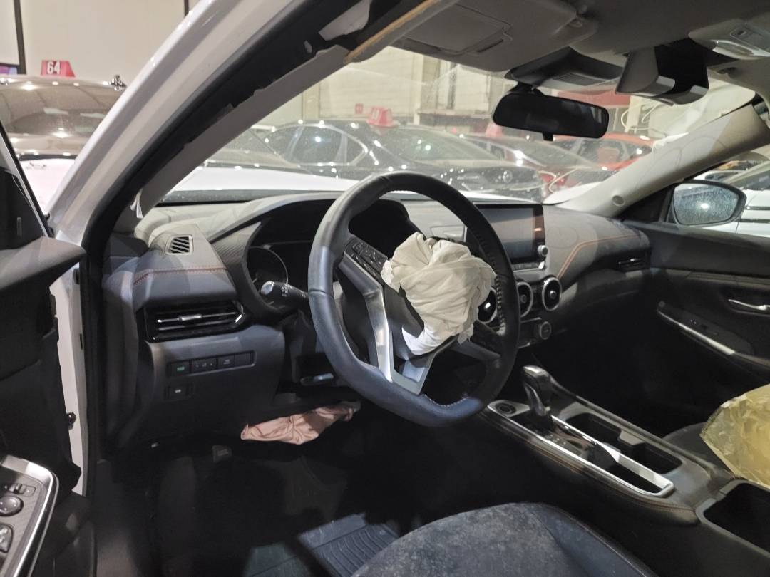 2022 NISSAN SENTRA — 27830 Miles — Lot DV7NY272368 — Souq - Marhaba Auctions Used Cars - Image 6