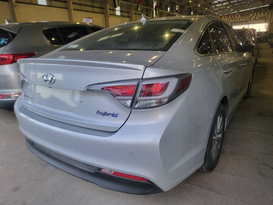 2015 HYUNDAI SONATA — 220197 KM — Lot 001485 — Souq - Marhaba Auctions Used Cars - Image 3