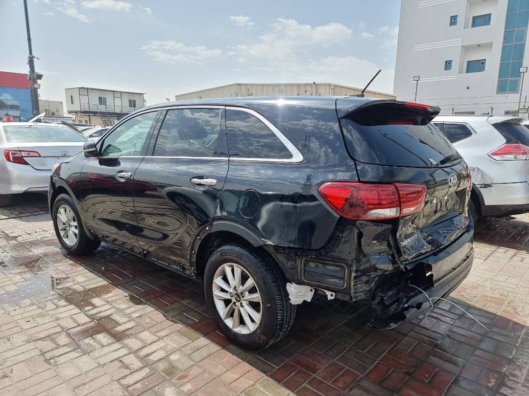 2019 KIA SORENTO — 106878 Miles — Lot 215487 — Ind. 12 - Marhaba Auctions Used Cars - Image 4