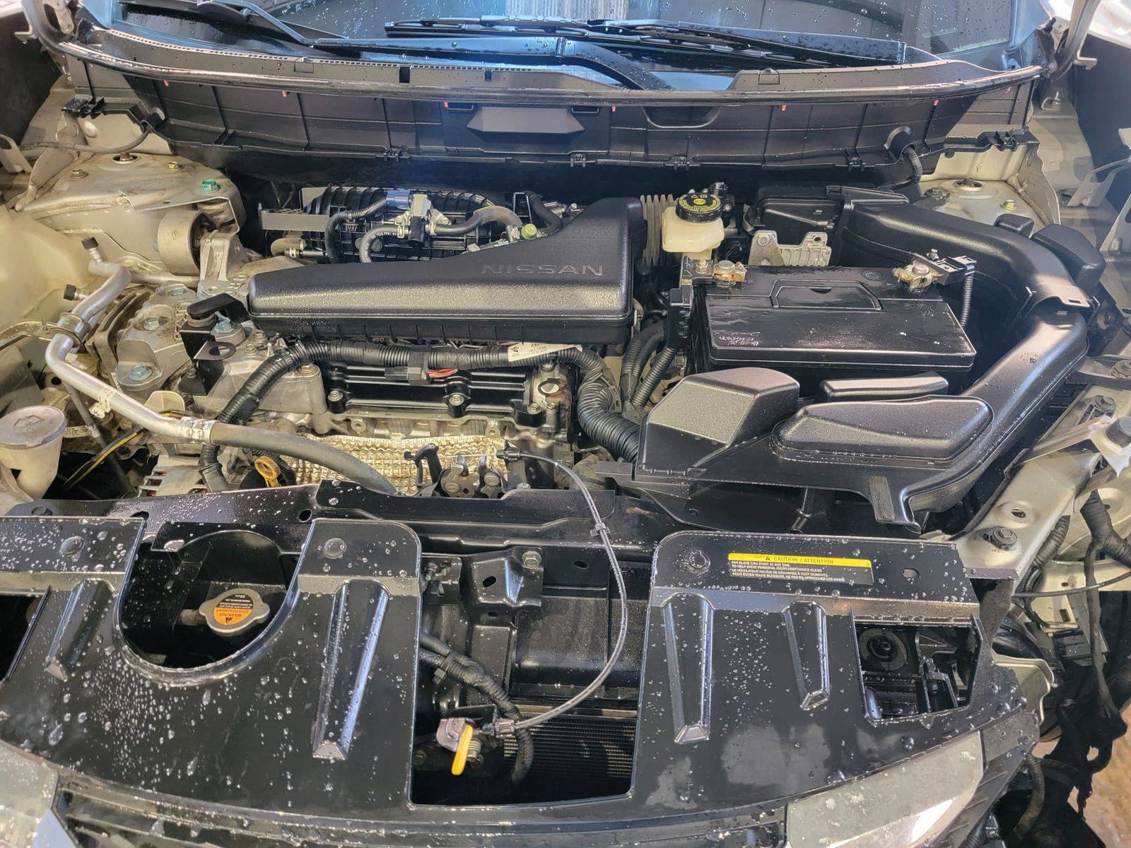 NISSAN ROGUE 2017 - Marhaba Auction Used Cars - Image 9