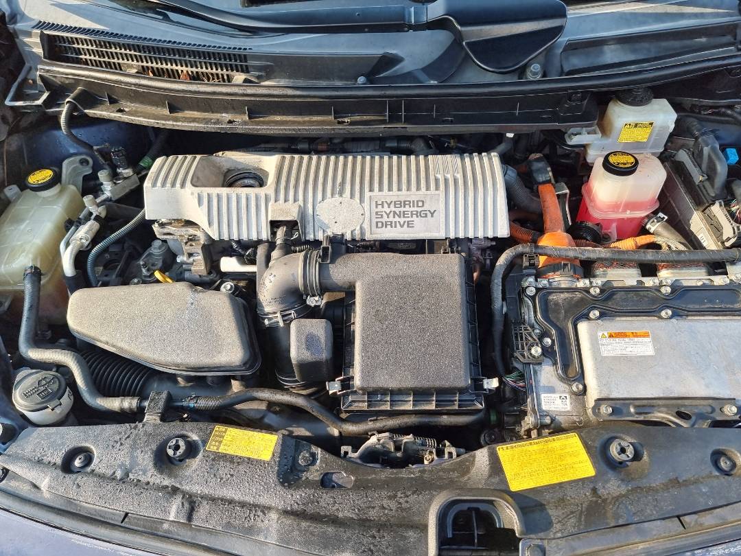 TOYOTA PRIUS 2011 - Marhaba Auction Used Cars - Image 9