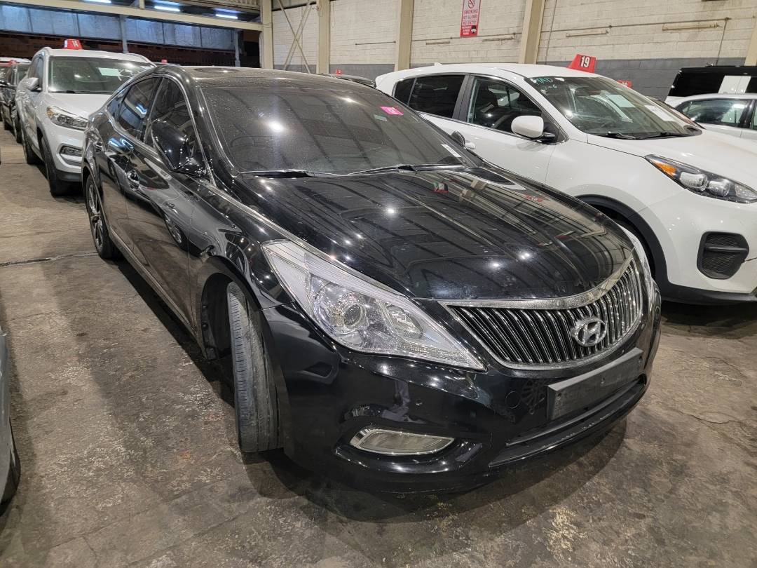 2012 HYUNDAI GRANDEUR — 100906 KM — Lot 104415 — Main - Marhaba Auctions Used Cars - Image 5