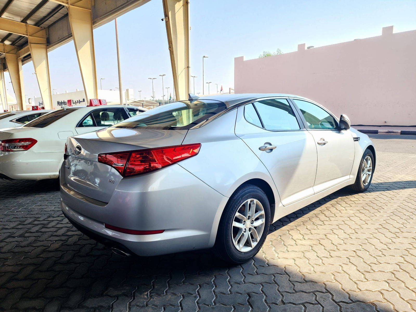 2012 KIA OPTIMA — 188052 Miles — Lot 76C5284941 — Souq - Marhaba Auctions Used Cars - Image 4