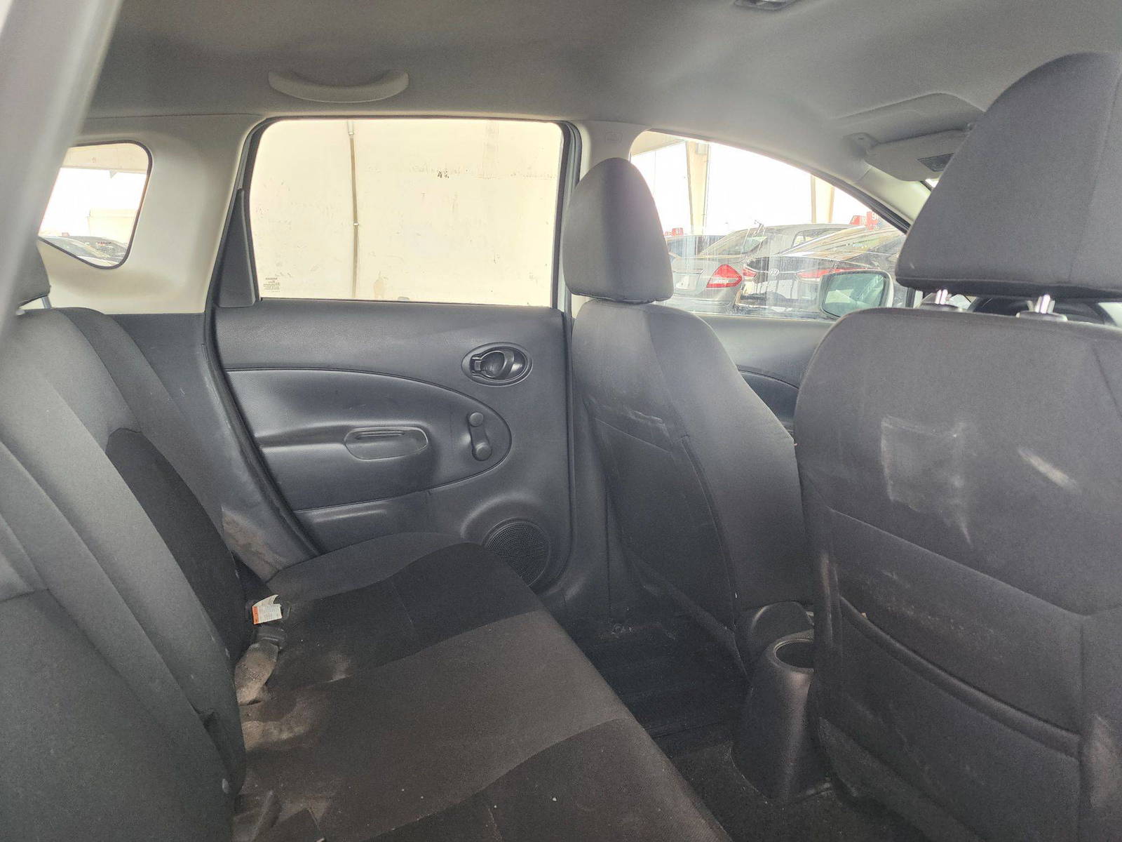 2016 NISSAN VERSA NOTE — 190956 Miles — Lot 99048 — Souq - Marhaba Auctions Used Cars - Image 4