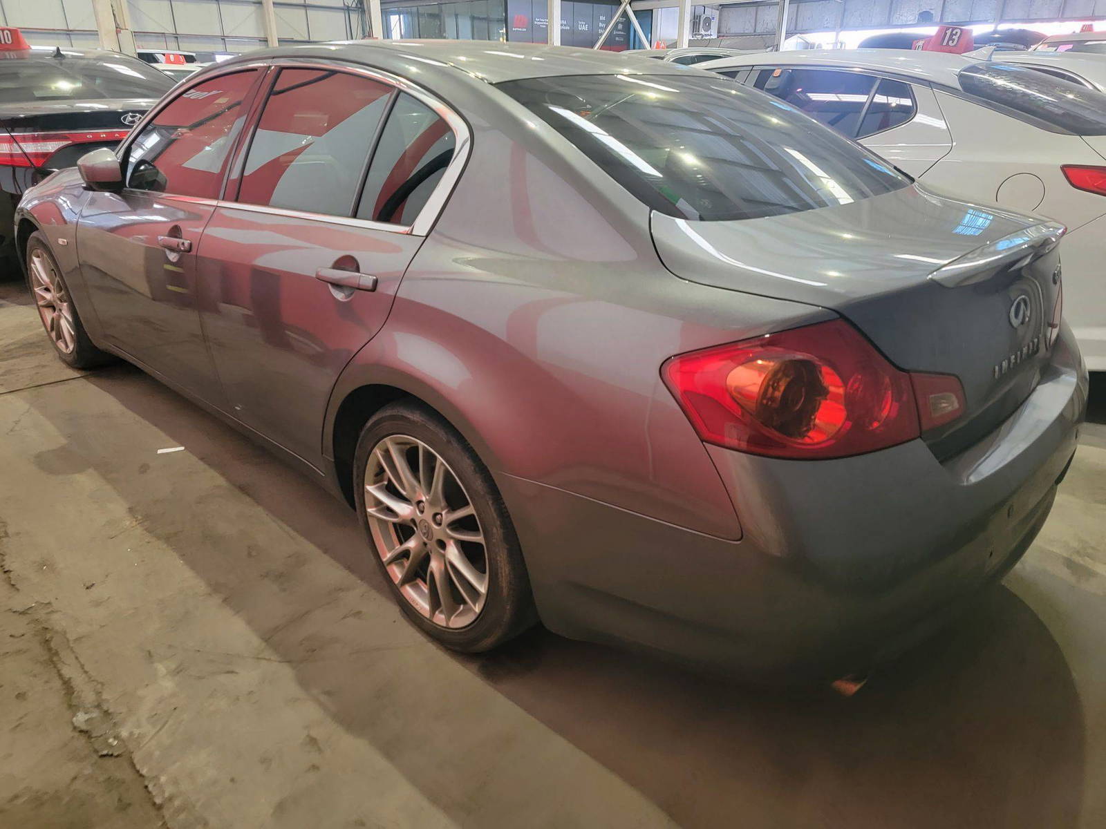 2010 INFINITI G37S — 168450 KM — Lot 410472 — Main - Marhaba Auctions Used Cars - Image 5