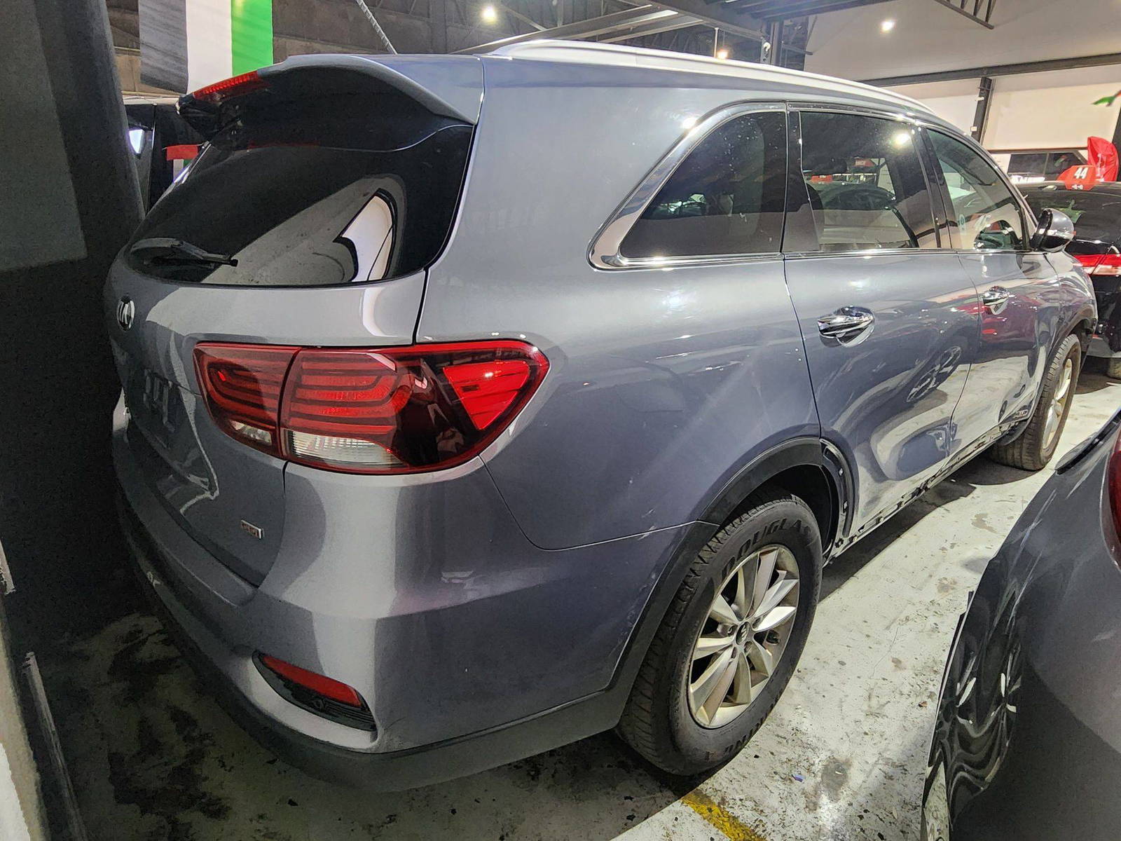 2020 KIA SORENTO — 200686 Miles — Lot 668992 — Al Quoz - Marhaba Auctions Used Cars - Image 5