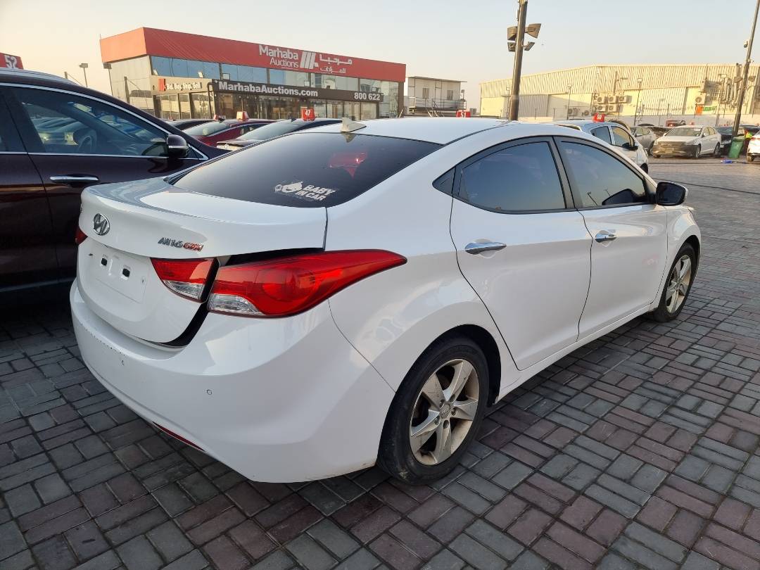 2012 HYUNDAI AVANTE — 159420 KM — Lot 2154178 — Ind. 12 - Marhaba Auctions Used Cars - Image 4