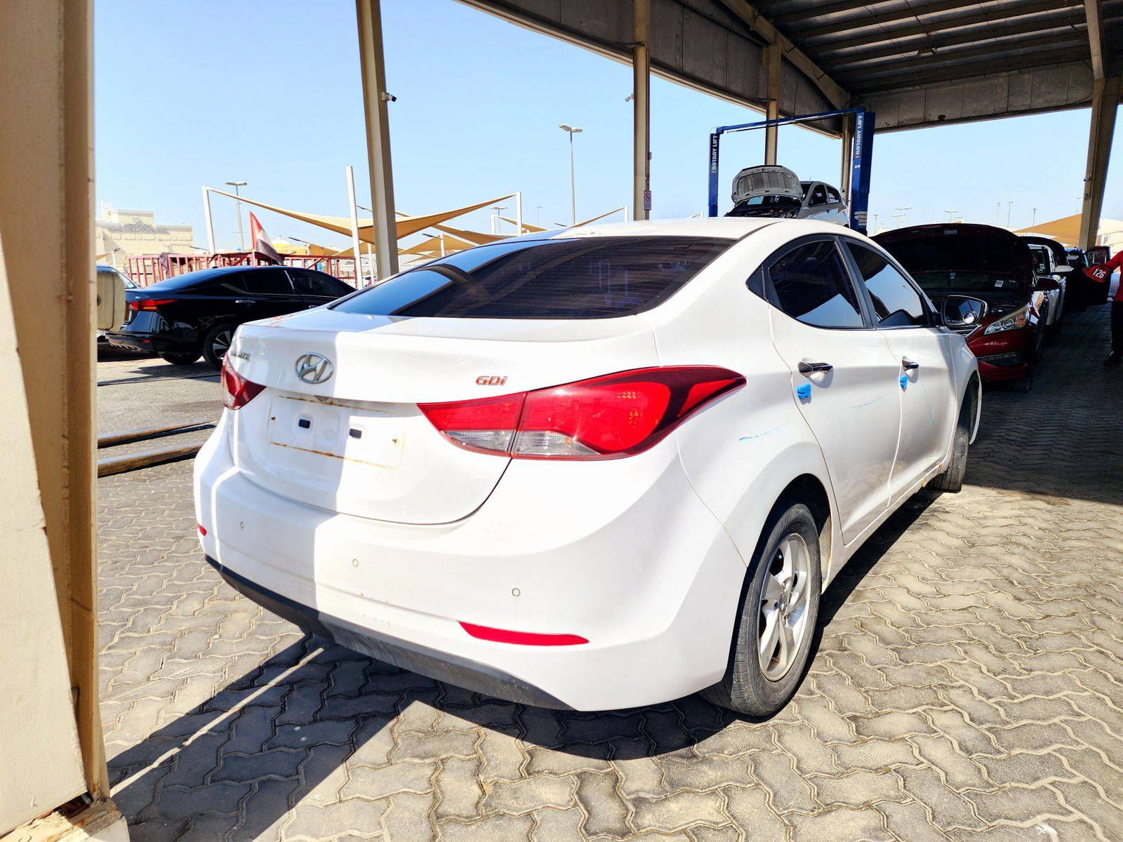 2014 HYUNDAI AVANTE — 209390 KM — Lot 980018 — Souq - Marhaba Auctions Used Cars - Image 3