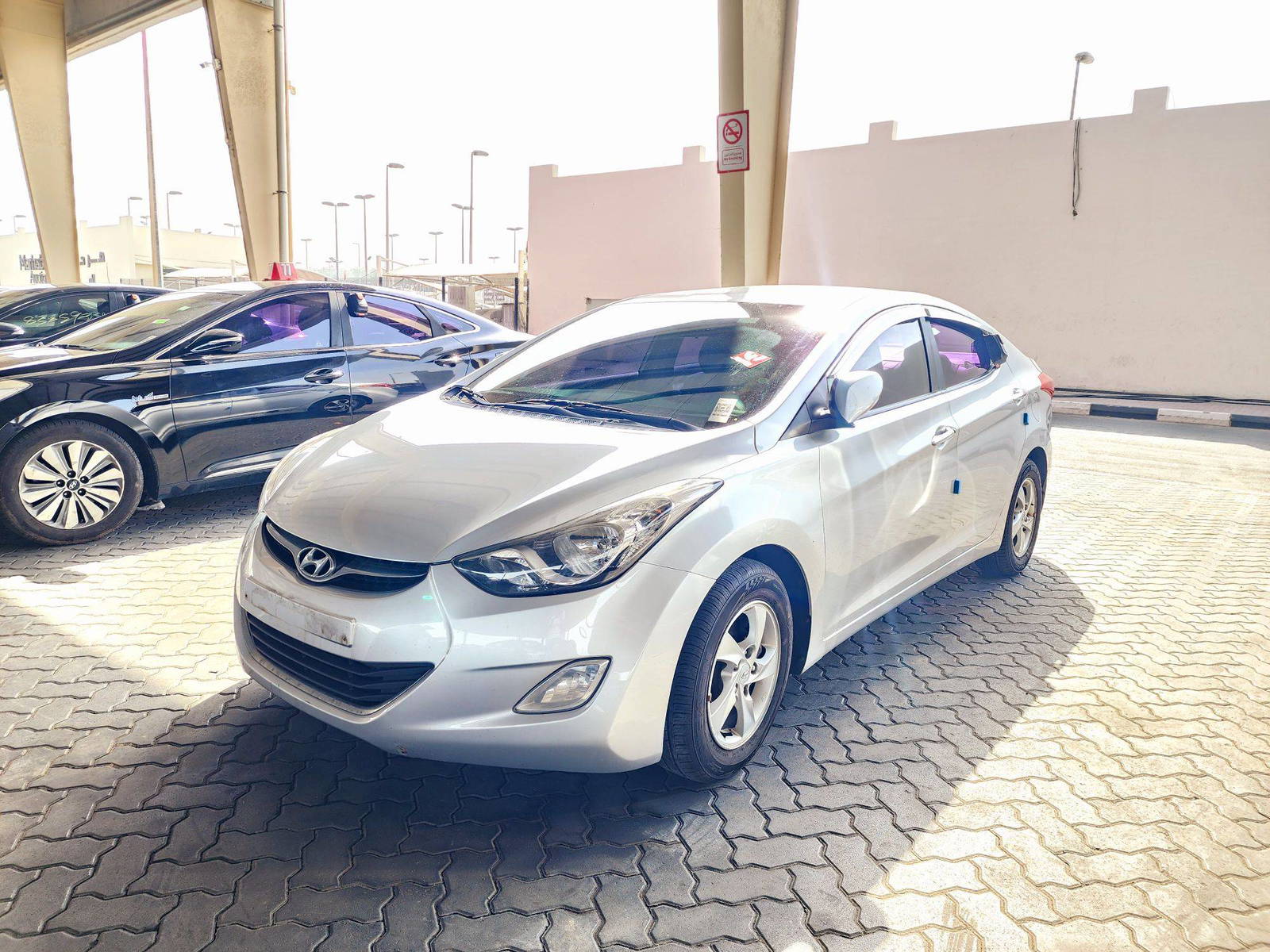 2011 HYUNDAI AVANTE — 207553 KM — Lot 144695 — Souq - Marhaba Auctions Used Cars - Image 5