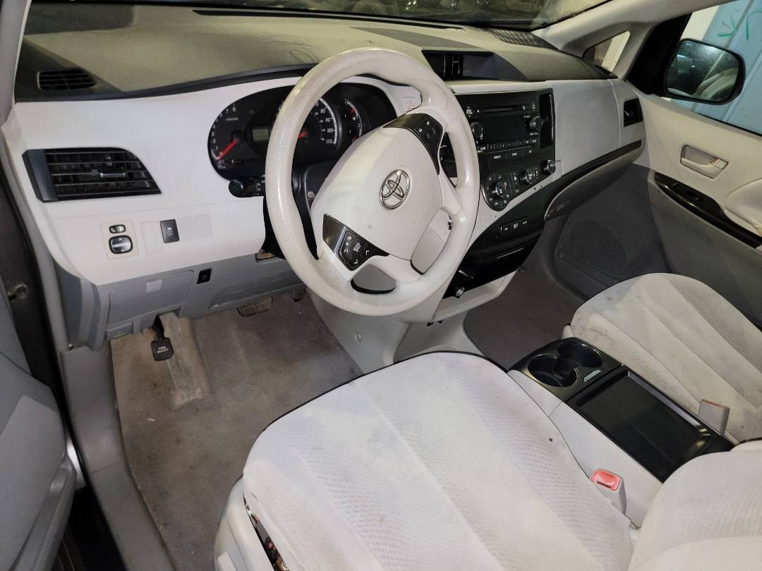 2011 TOYOTA SIENNA — 186216 Miles — Lot 37549272 - Marhaba Auctions Used Cars - Image 8