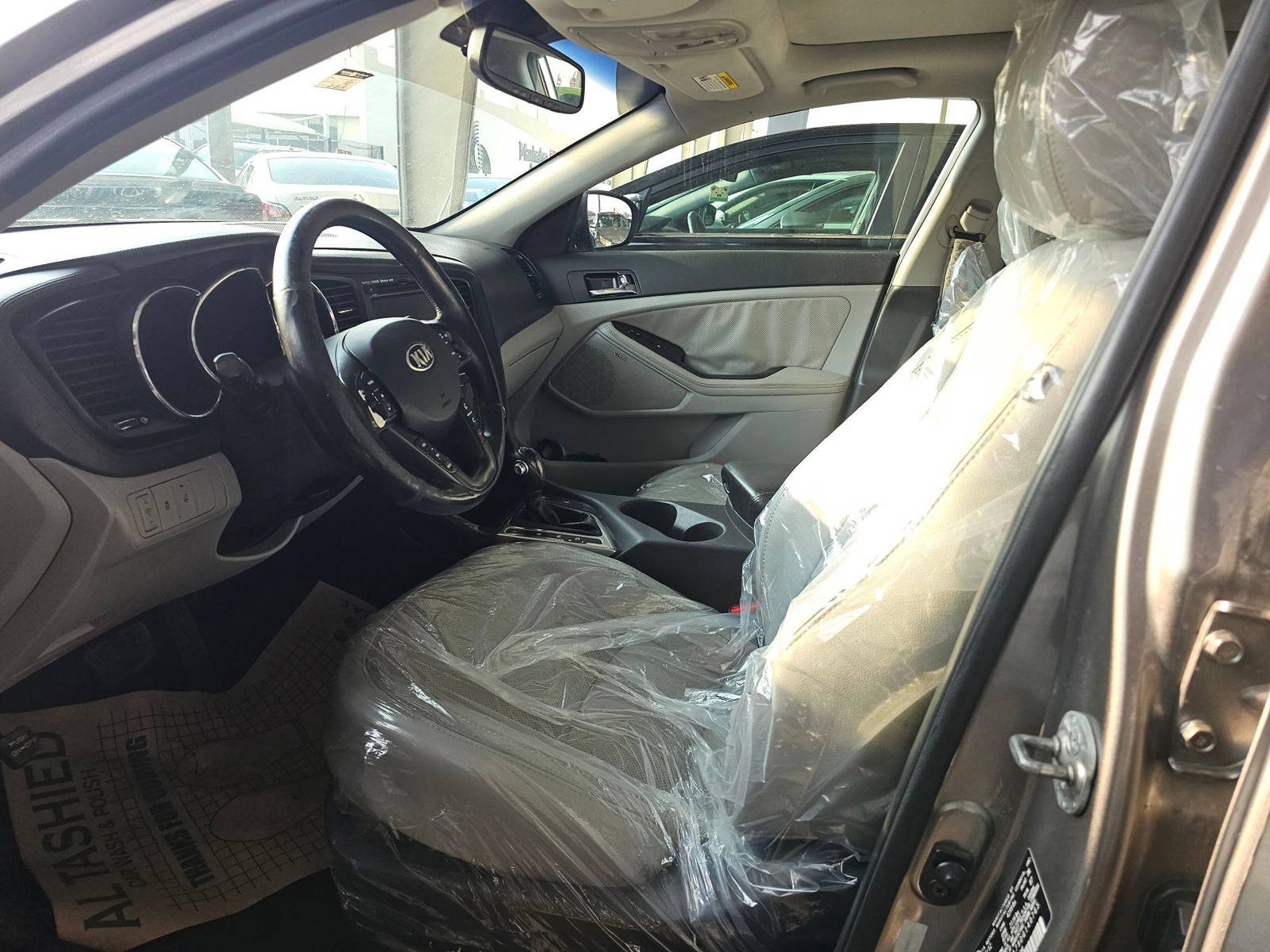 2013 KIA OPTIMA — 218103 Miles — Lot 9DG140765 — Souq - Marhaba Auctions Used Cars - Image 9