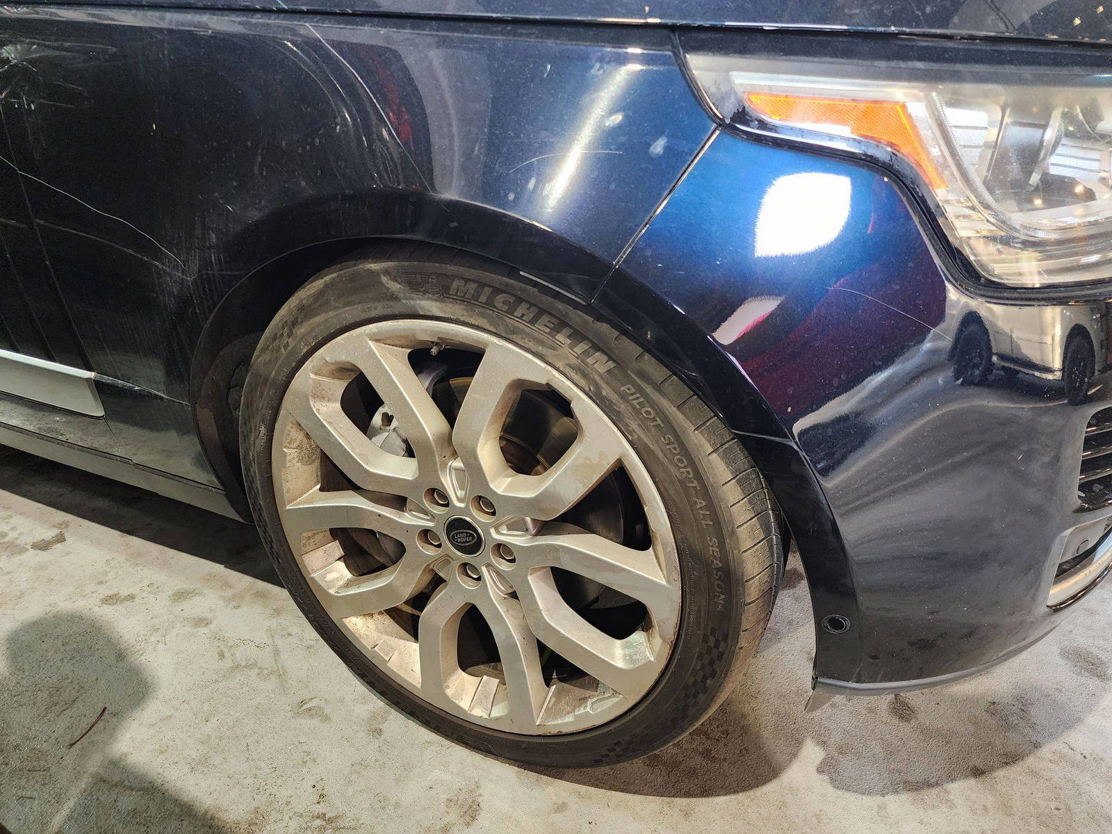 LAND ROVER RANGE ROVER SUPERCHARGED 2013 - Marhaba Auction Used Cars - Image 13