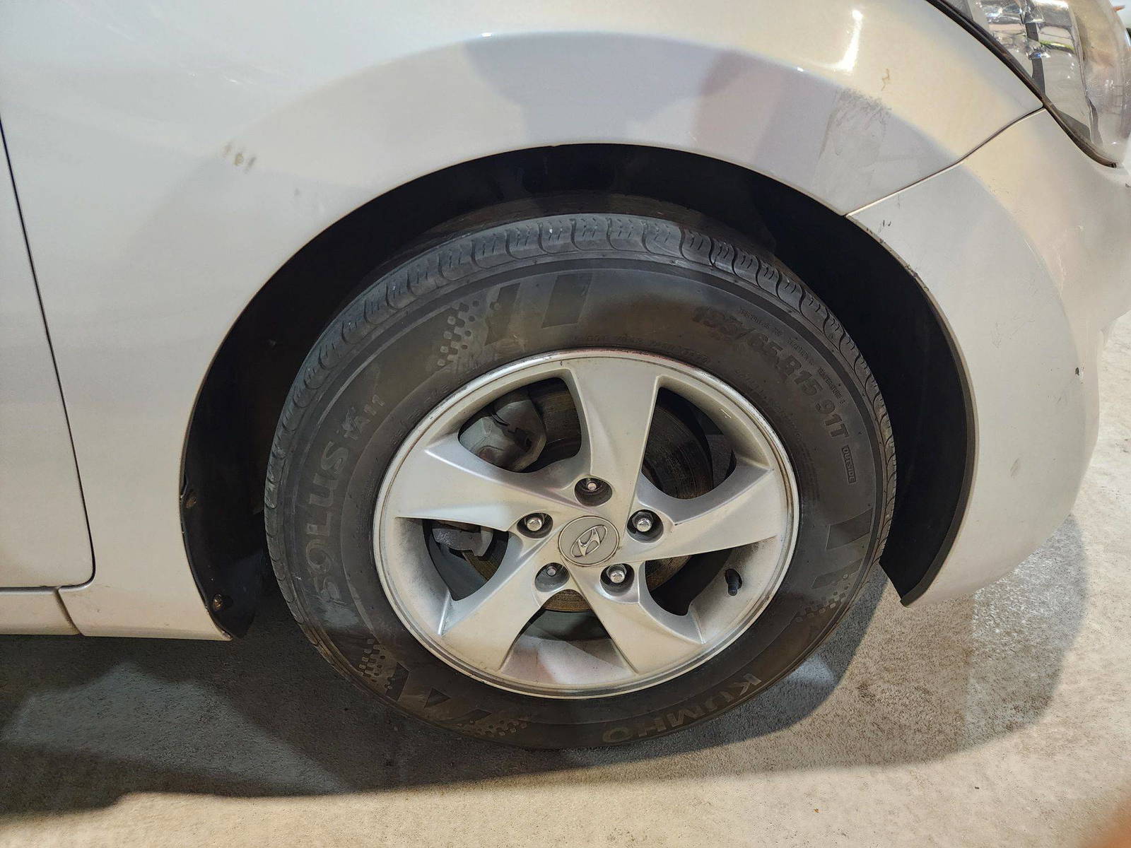 2011 HYUNDAI AVANTE — 221483 KM — Lot 215487 — Main - Marhaba Auctions Used Cars - Image 11