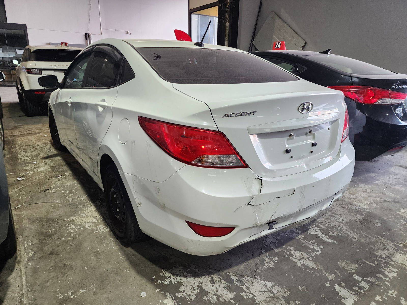 2016 HYUNDAI ACCENT — 140142 Miles — Lot 56337585 — Al Quoz - Marhaba Auctions Used Cars - Image 11
