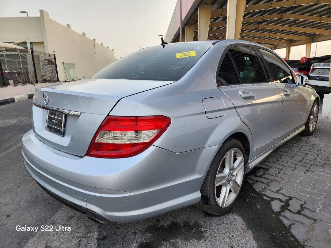 2011 MERCEDES BENZ C300 — 119046 Miles — Lot 329118 — Ind. 12 - Marhaba Auctions Used Cars - Image 5