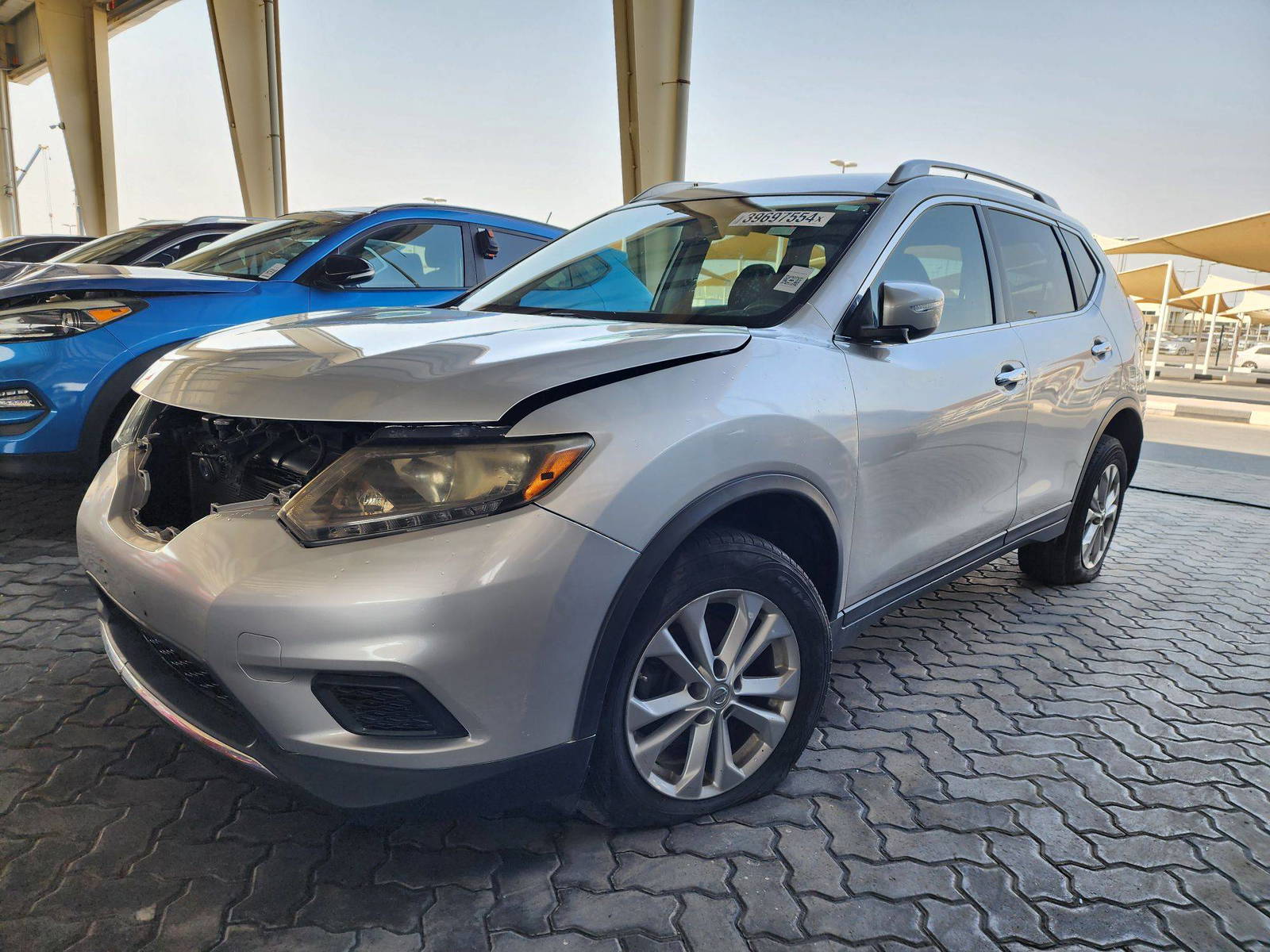 2015 NISSAN ROGUE — 136080 Miles — Lot P526402 — Souq - Marhaba Auctions Used Cars - Image 5