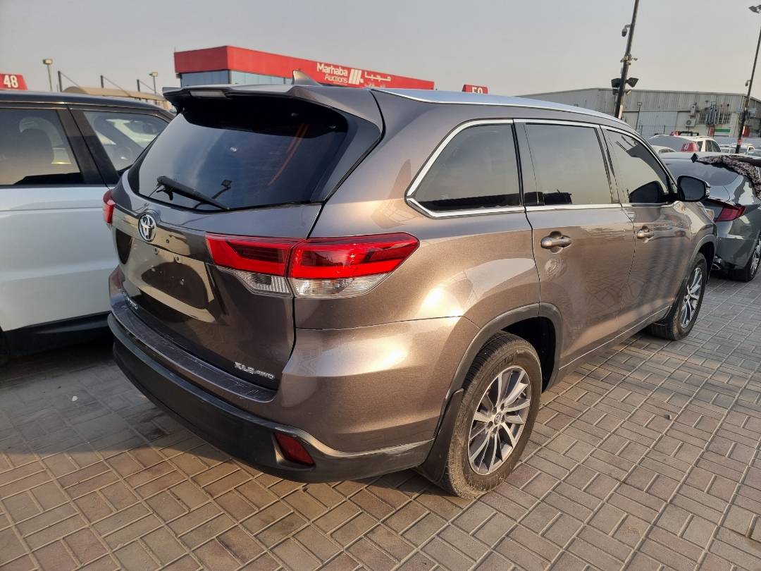 TOYOTA HIGHLANDER 2018 - Marhaba Auction Used Cars - Image 4