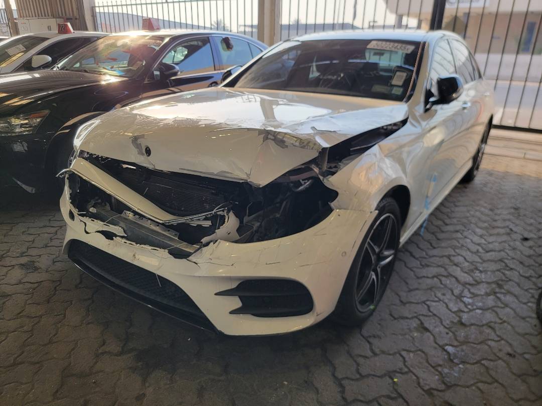 MERCEDES BENZ E-300 2018 - Marhaba Auction Used Cars - Image 5