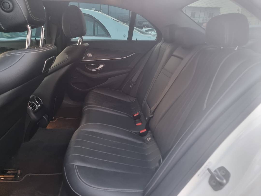 2017 MERCEDES BENZ E-300 — 92012 KM — Lot A387533 - Marhaba Auctions Used Cars - Image 6