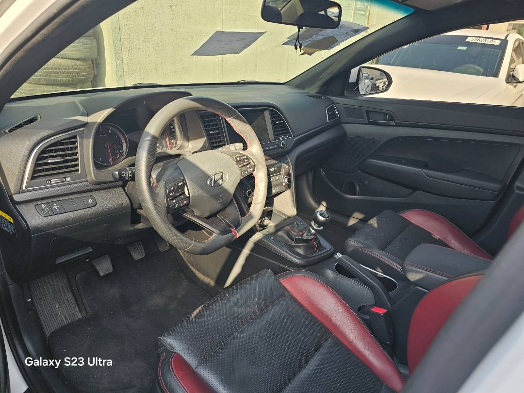 2018 HYUNDAI AVANTE — 163613 KM — Lot U639306 — Main - Marhaba Auctions Used Cars - Image 8