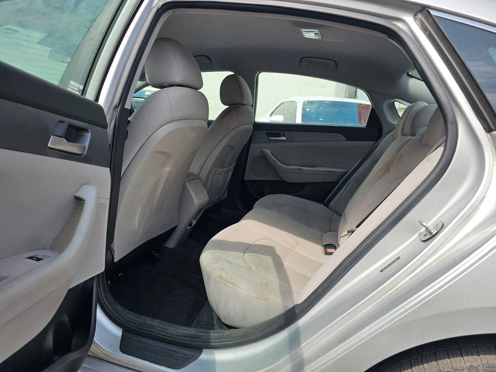 HYUNDAI SONATA 2018 - Marhaba Auction Used Cars - Image 7