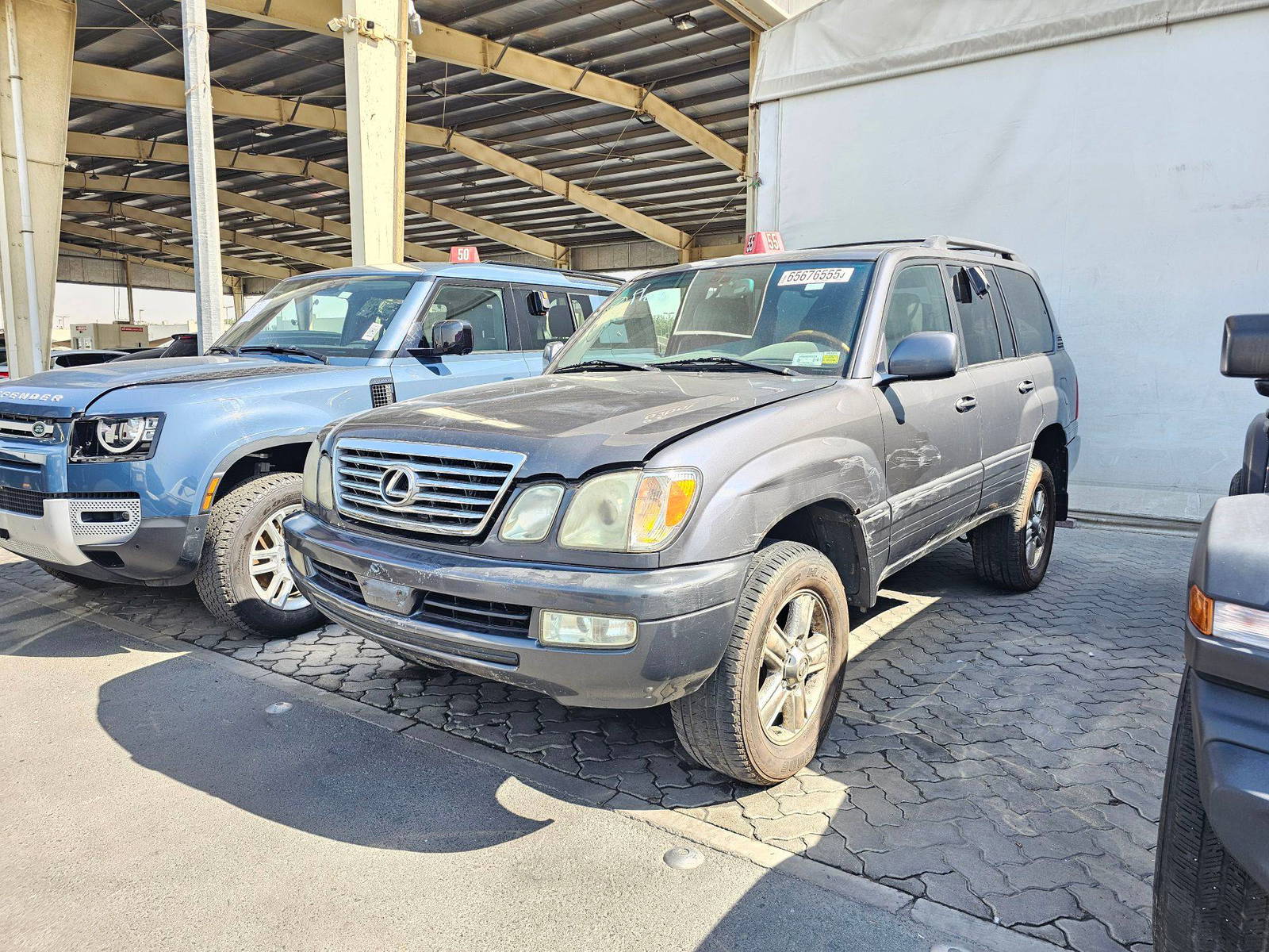 2007 LEXUS LX 470 — 270615 Miles — Lot 674021577 — Souq - Marhaba Auctions Used Cars - Image 3