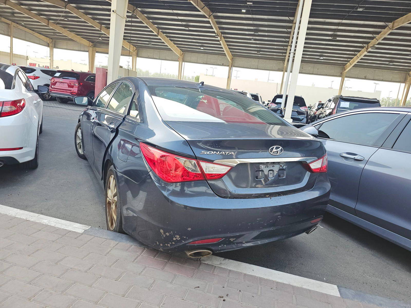 2012 HYUNDAI SONATA — 51443 Miles — Lot C2CH416085 — Souq - Marhaba Auctions Used Cars - Image 4